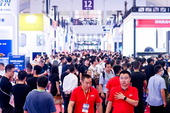 觀眾如潮！AI＋I(xiàn)oT行業(yè)盛會(huì)，重磅開(kāi)幕！