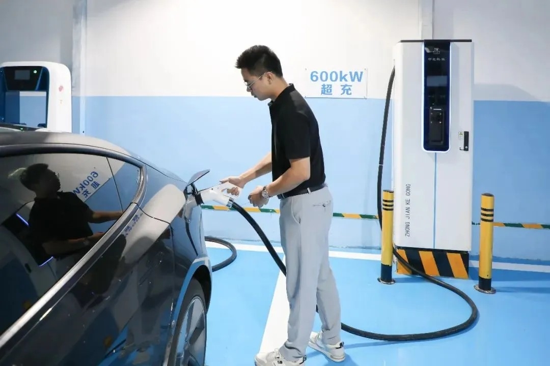 國資小新丨“基建狂魔”新面貌：不會整活的建筑，不是好黑科技！