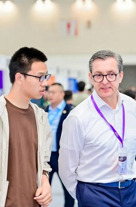 2025鋁產(chǎn)業(yè)博覽會盛大開幕！首日盛況全紀錄（附明日必看指南）